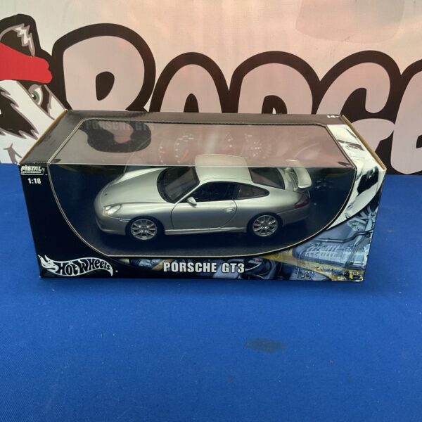 Hot Wheels Porsche GT3 1/18 scale diecast model car.