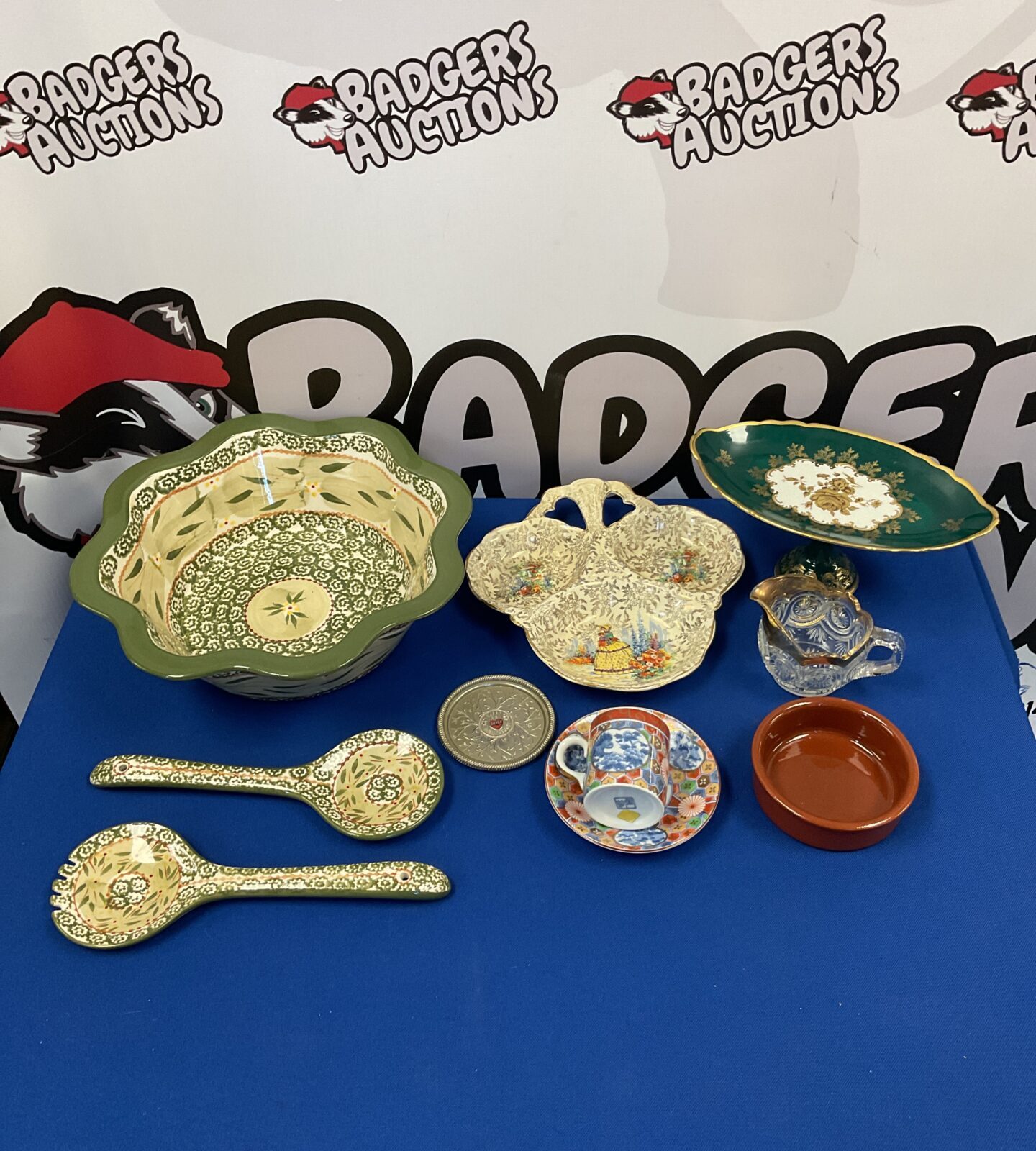 Large temp-tations salad bowl with serving spoons & bavaria pedestal dish