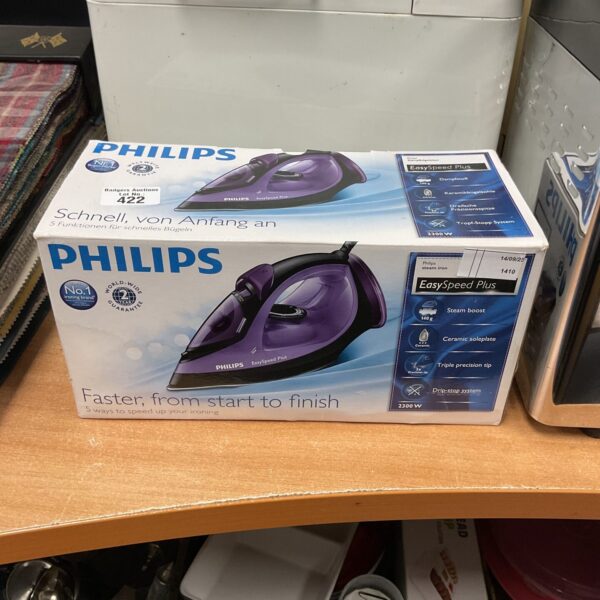 Philips EasySpeed Plus steam iron, model GC4509/20, side view.