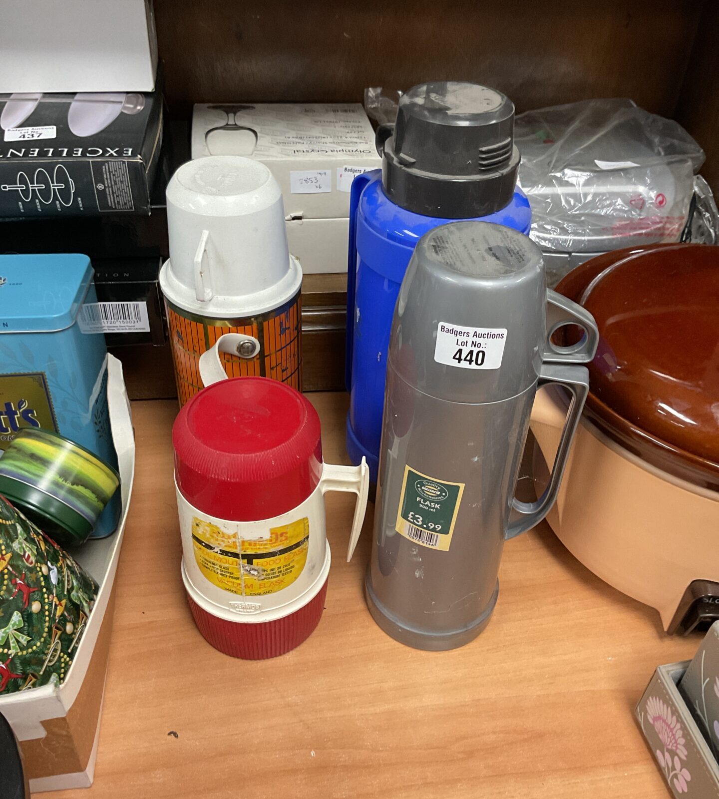 Four retro thermos drink flasks