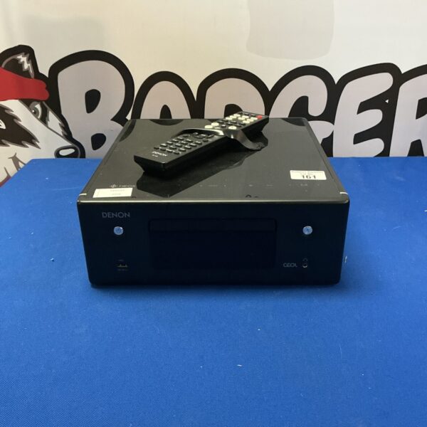 Denon RCD-N10 CD receiver, front view, network streaming audio.