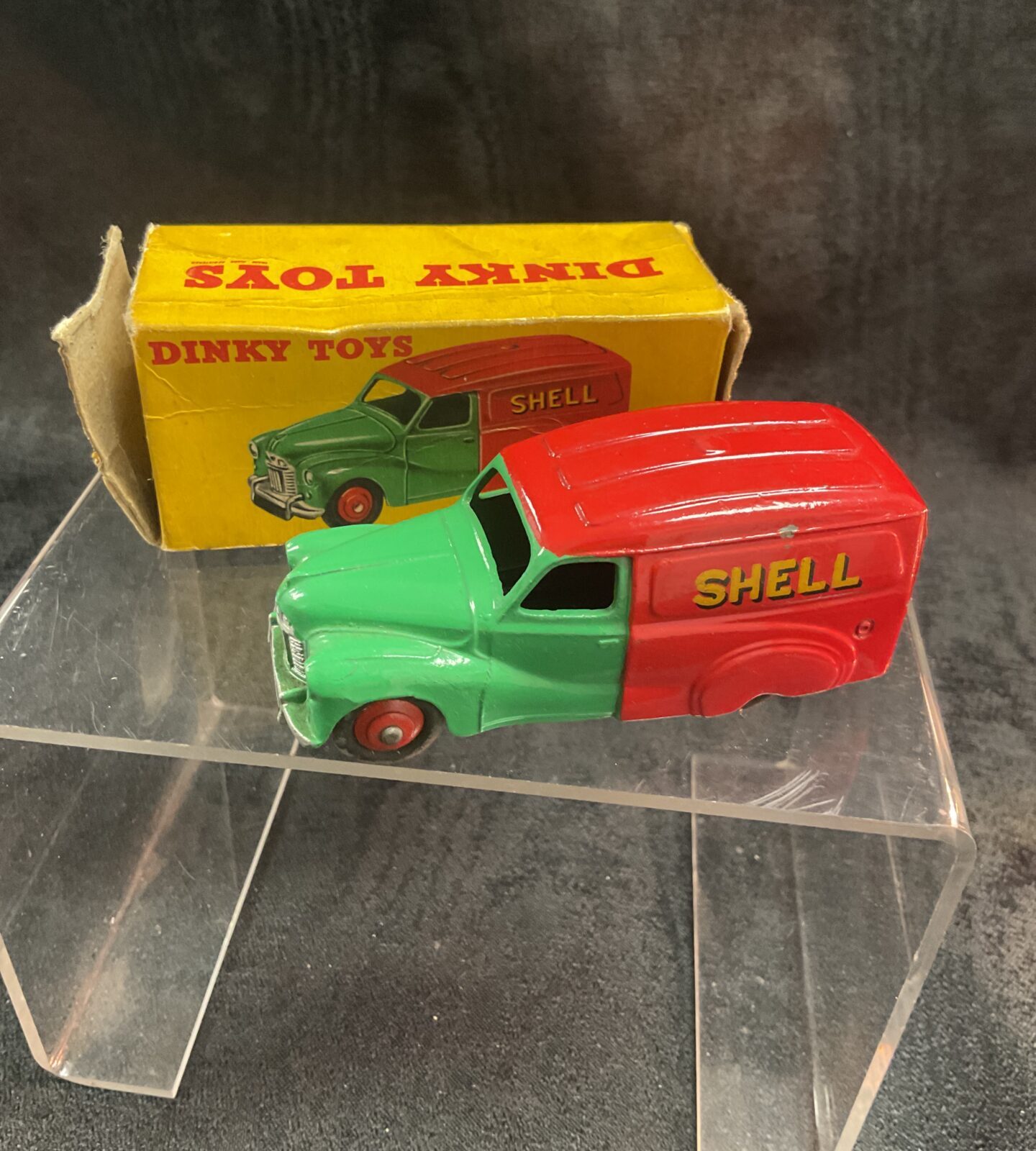Vintage Dinky 470 Austin Van With Shell Logo in original box
