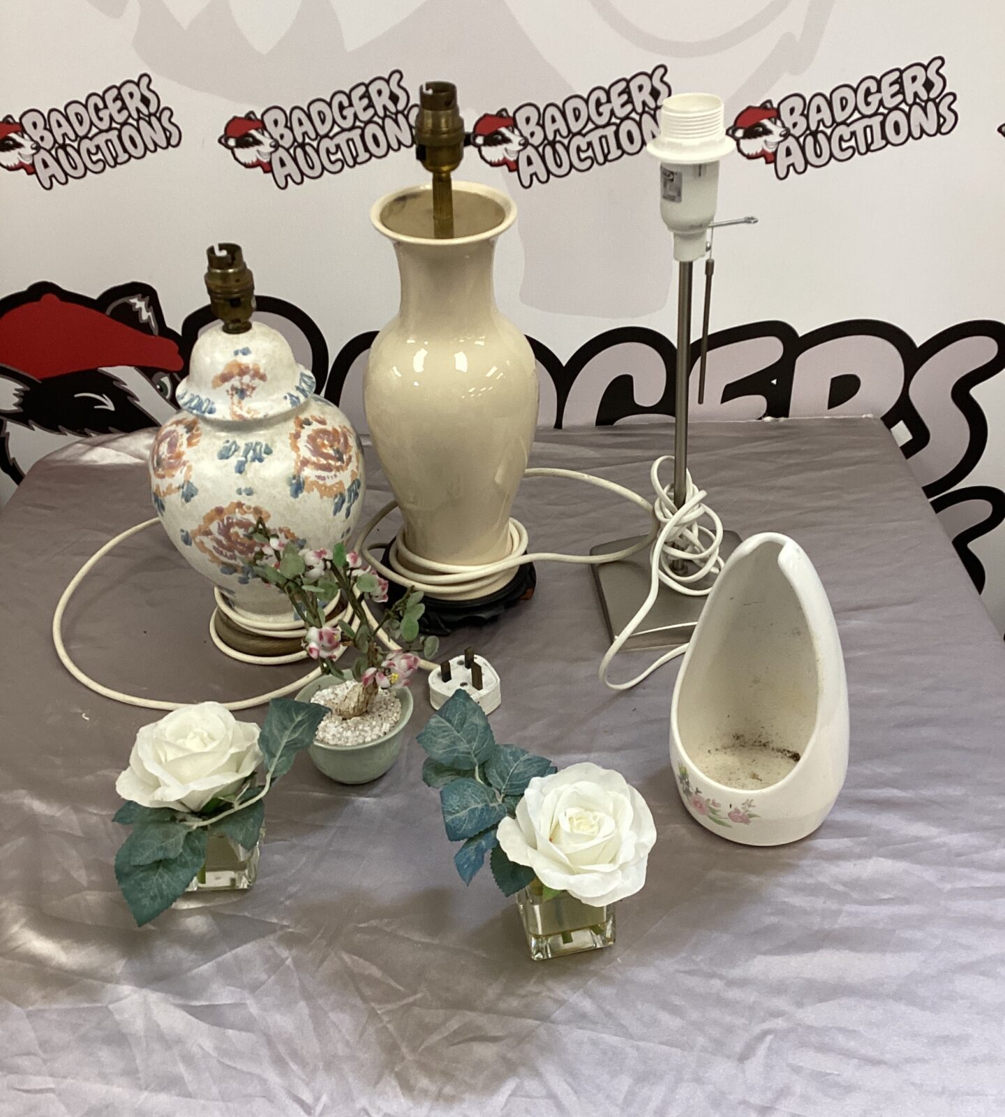 box of mixed lamps & ceramic toilet brush holder