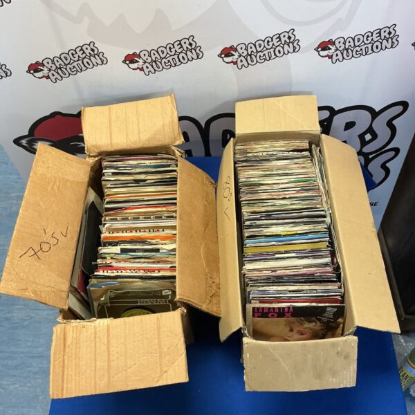 Lot of vintage 70s and 80s vinyl records for collectors.