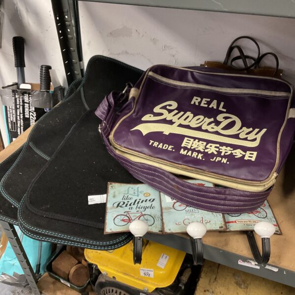 Set a car mats, super dry shoulder bag and tin coat hooks