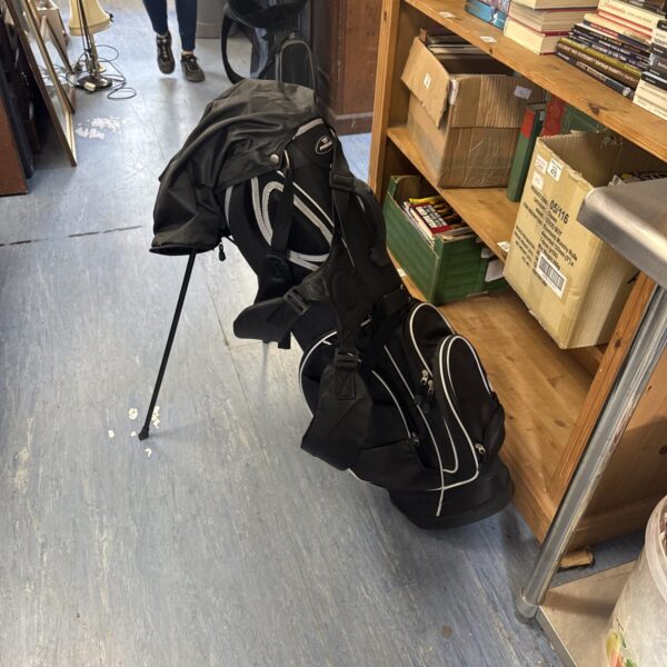 Precise golf stand bag with rain hood - all zips intact etc
