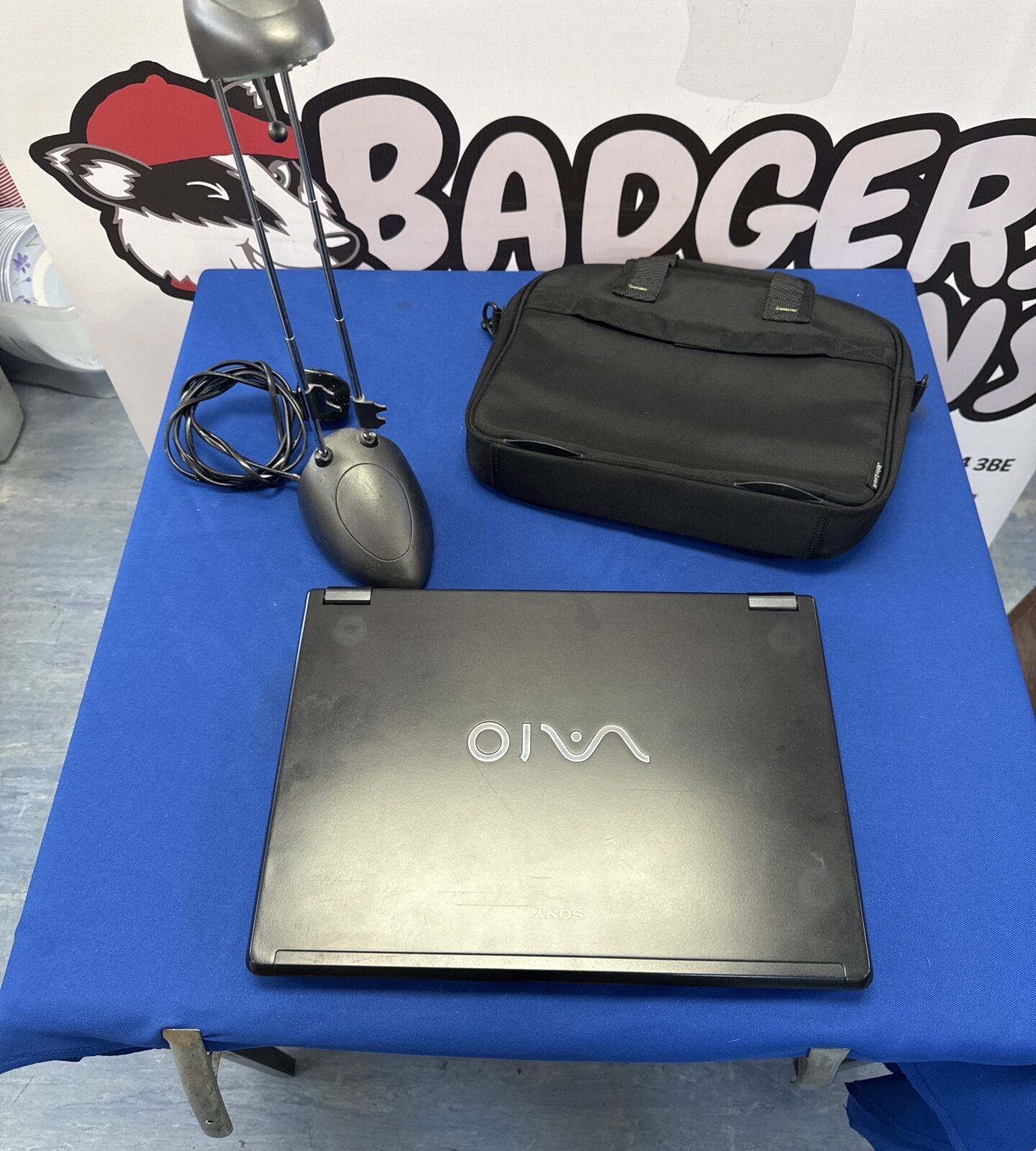 Retro Sony vaio laptop (untested, no charger) with telescopic desk lamp & John Lewis tablet satchel