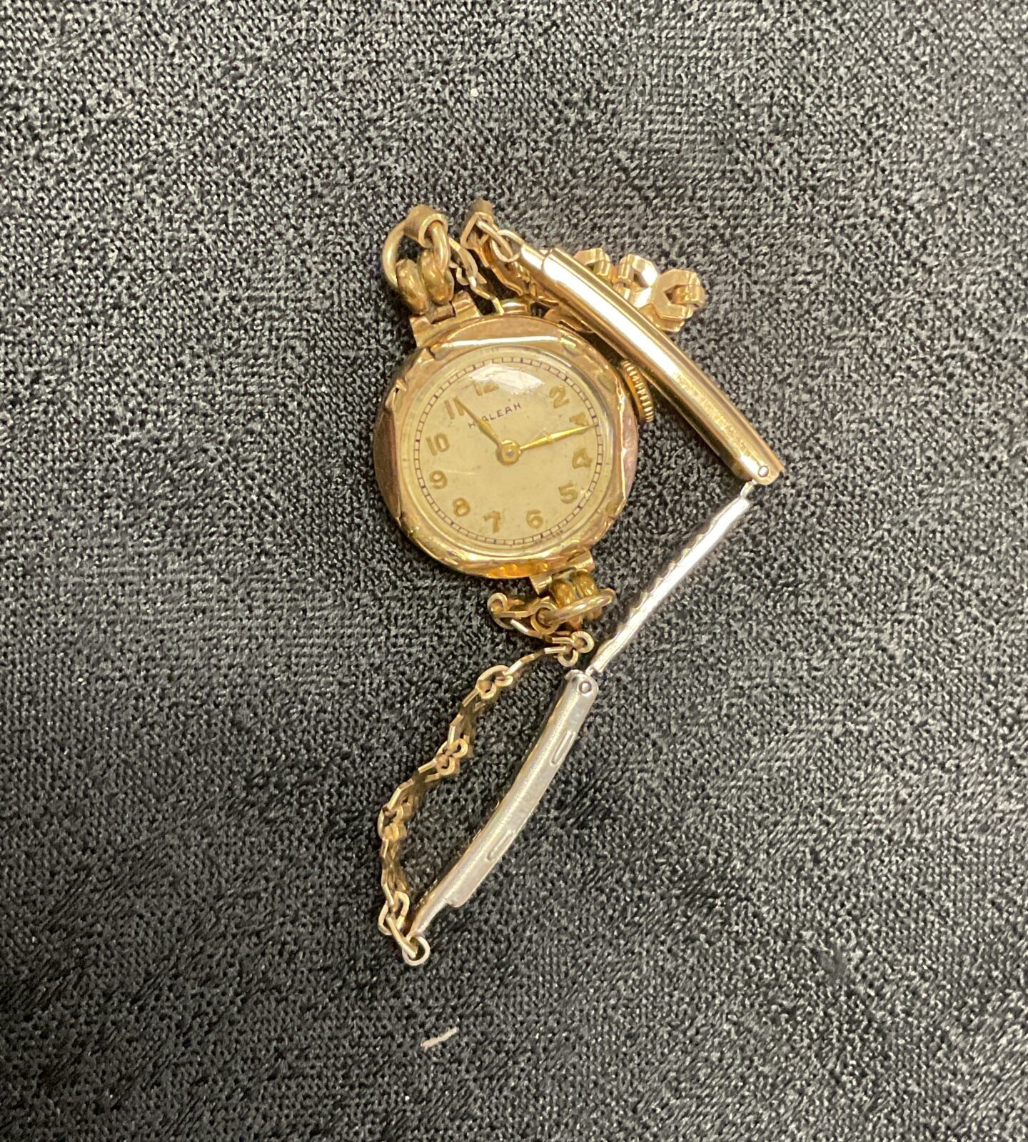 Vintage 9ct gold Watch broken 12.5g gross