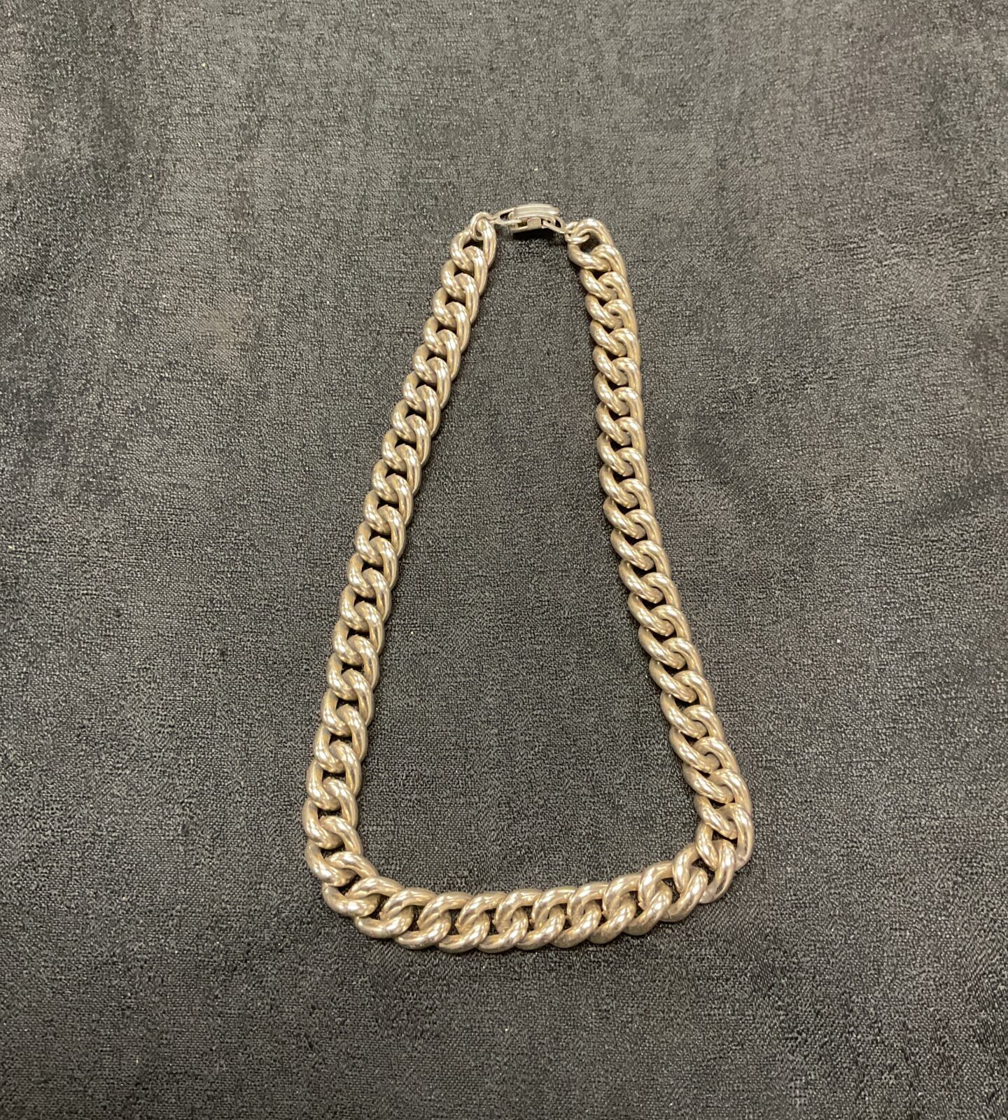 Vintage curb chain necklace, 43 cm long