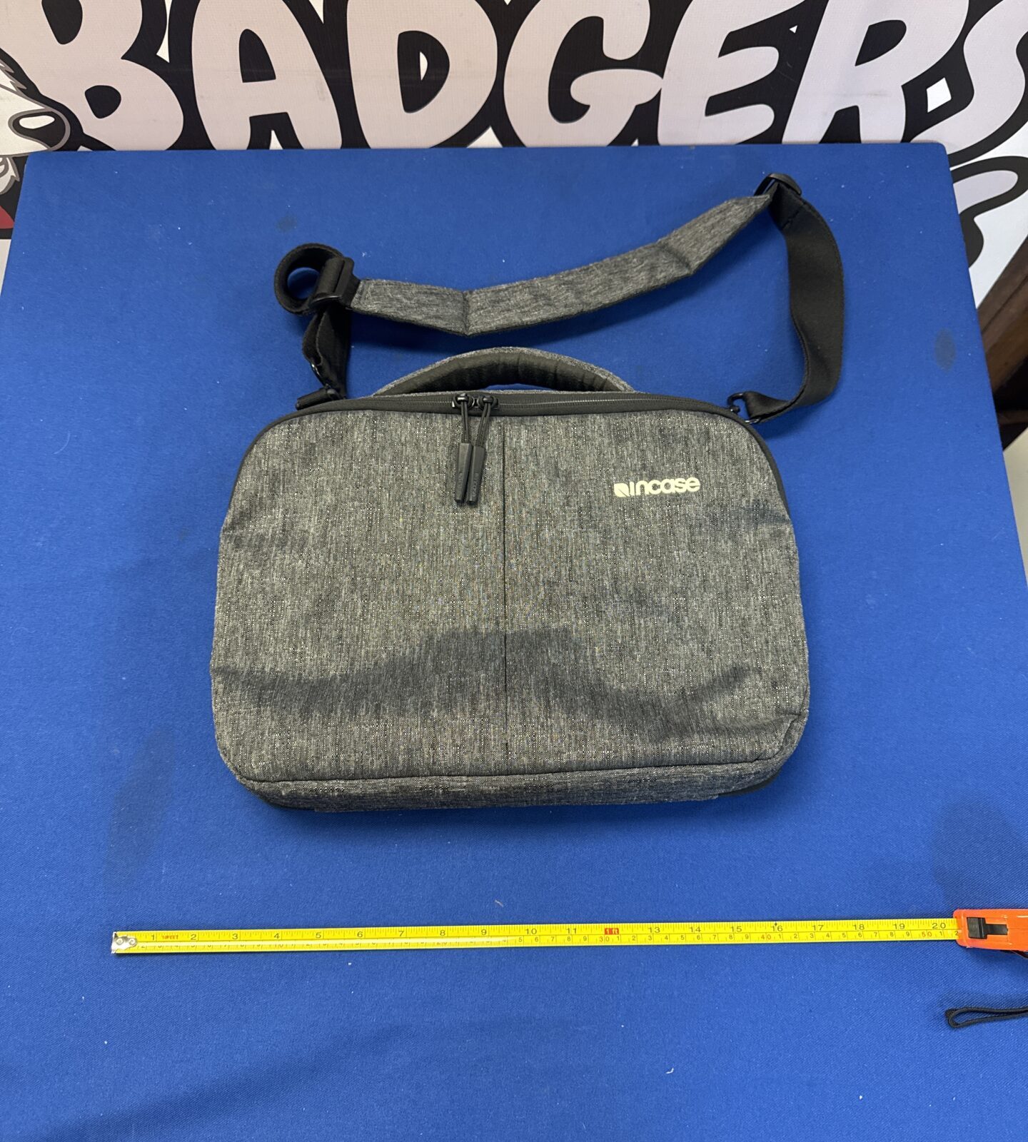 Incase hard shell small laptop/tablet case