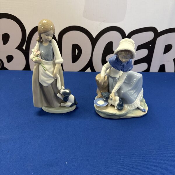Two nao ladies with puppy & cat figurines - no damage, good condition