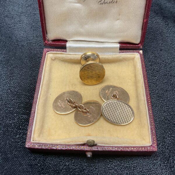 Pair 9ct gold Cufflinks and one odd gold plate Cufflink 11.8g