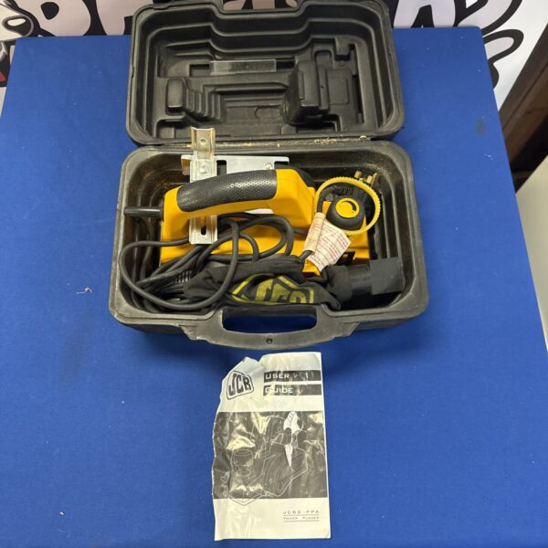Jcb electric wood planer - working