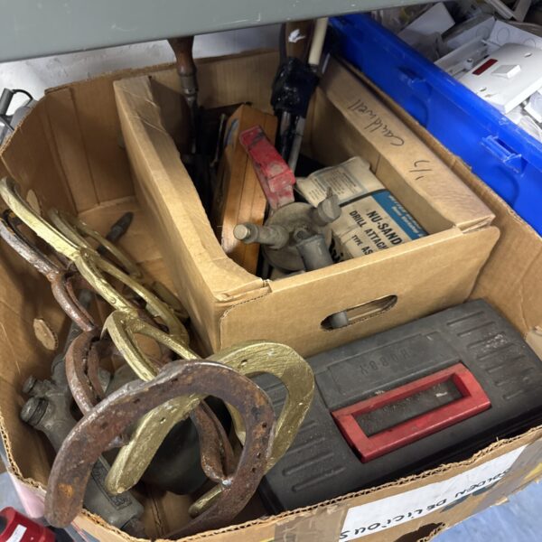 Selection of shed clearance items inc vintage tools & others