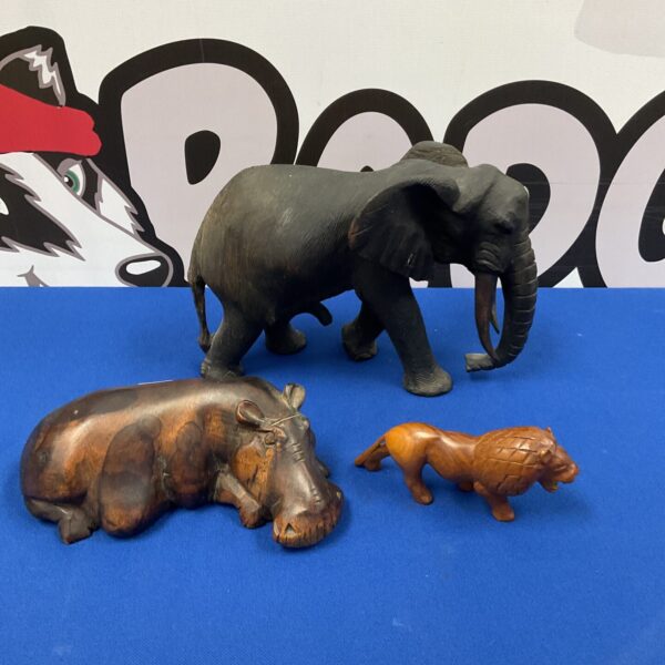 Hand carved wooden African animal’s including hippo, elephant & lion