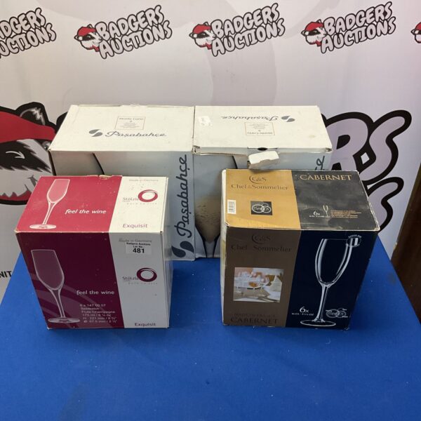 Four boxes of Pasabahce Exquisit champagne glasses, model 481.