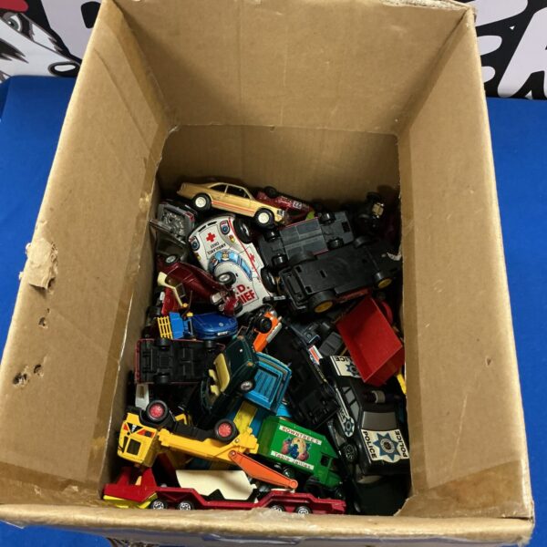 Quantity of Die-cast toy cars inc  matchbox