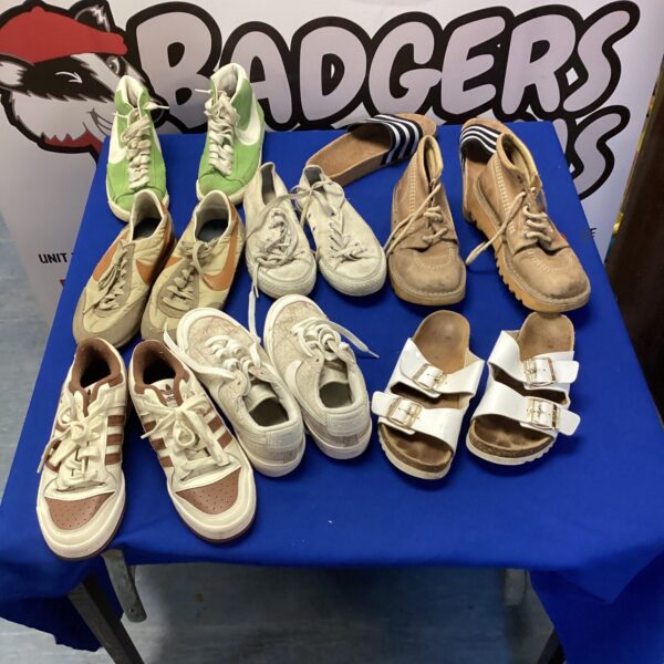 Bag of mixed trainers & sliders inc nike & converse