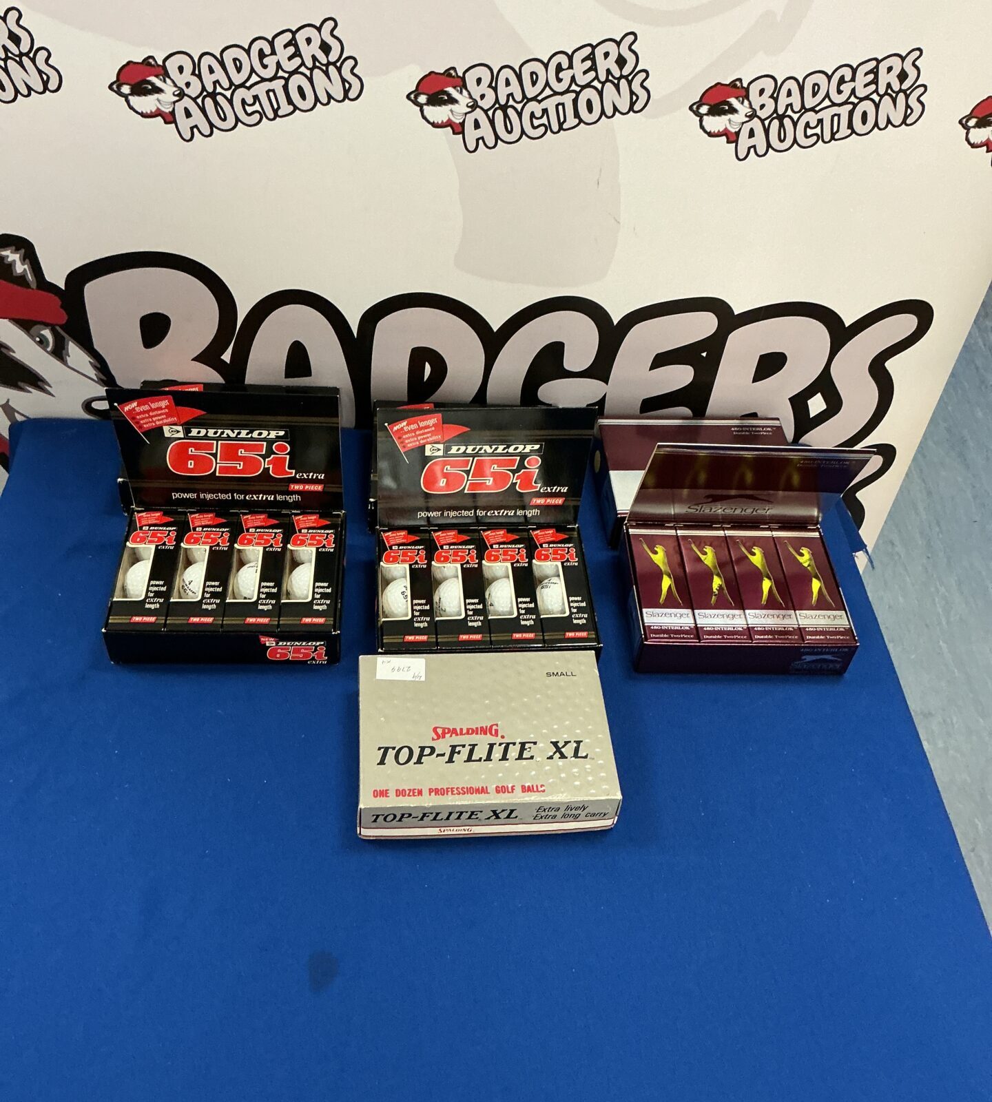Selection of new golf balls in boxes inc Salzenger