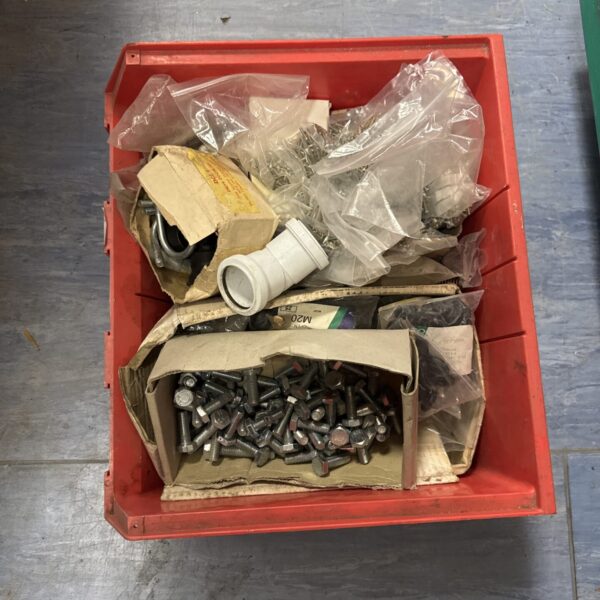 Tray of shed clearance items inc bolts, screws & others