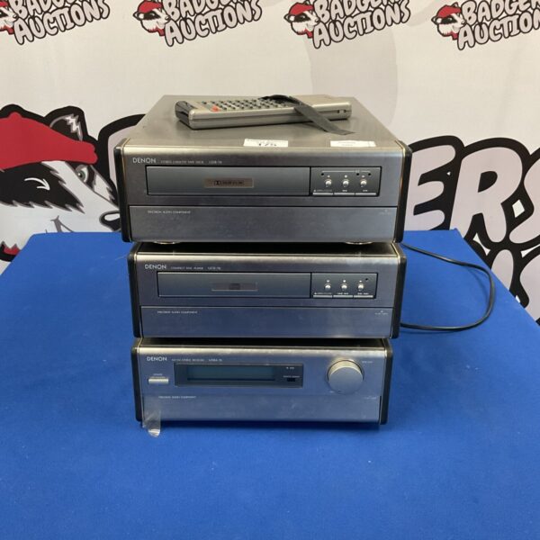 Vintage Denon UDR-70 stereo cassette deck, black front panel.