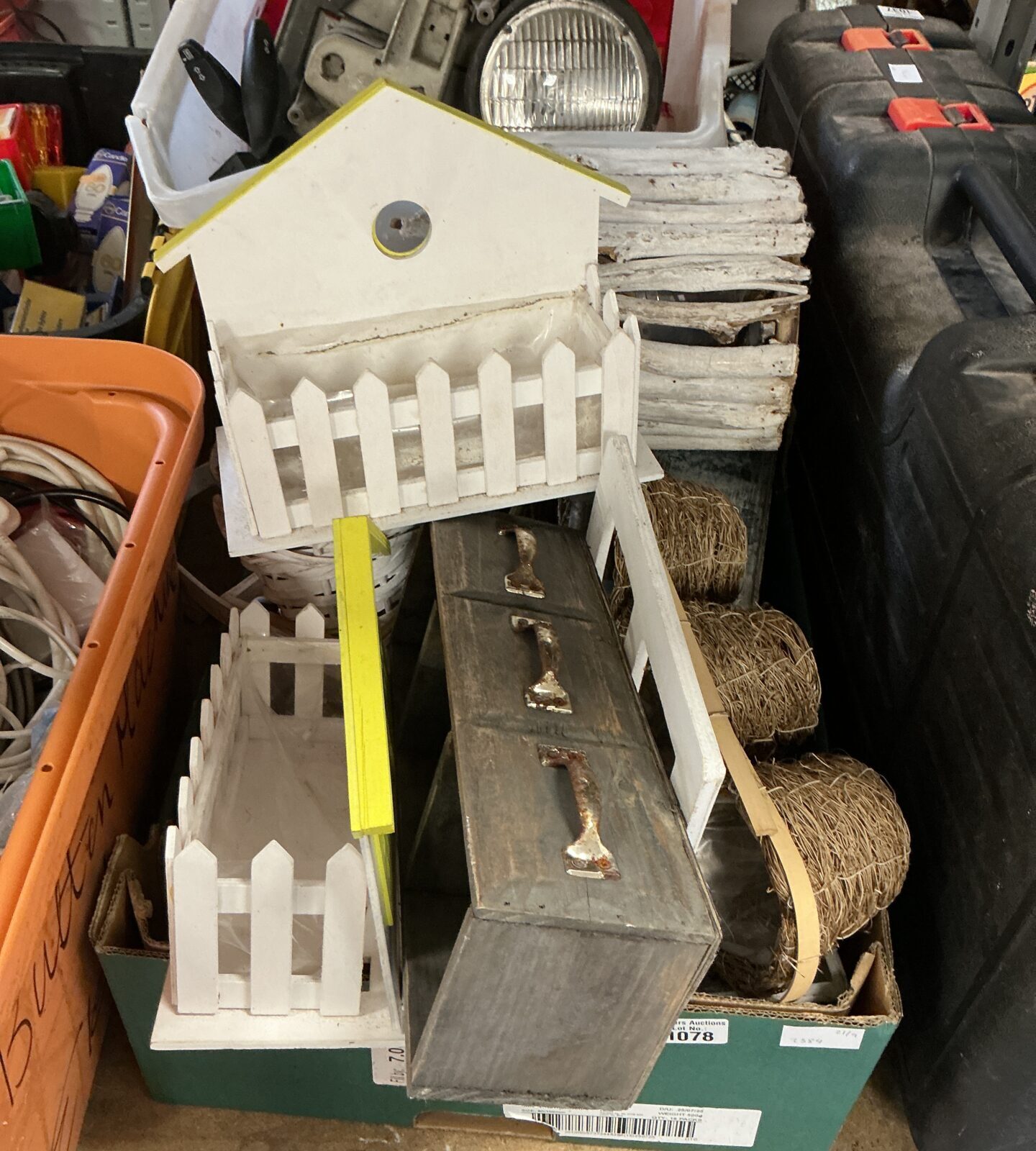 Tray of garden planters