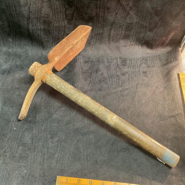 W W 2 British Army Trenching Tool
