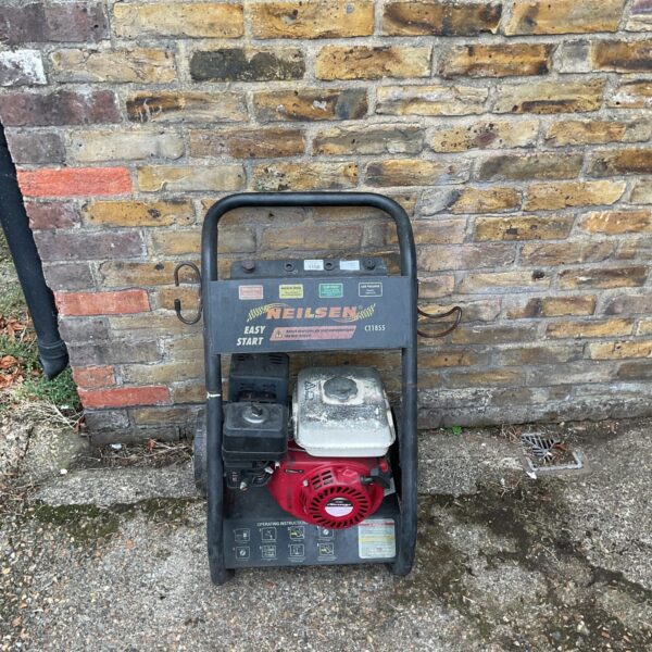 Neilsen CT1855 petrol pressure washer for garden cleaning.