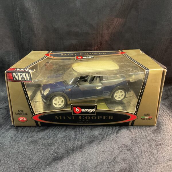 Burago 1/18 Scale Mini cooper