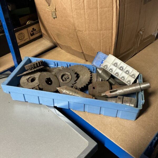 Try of engineering cogs and Chucks