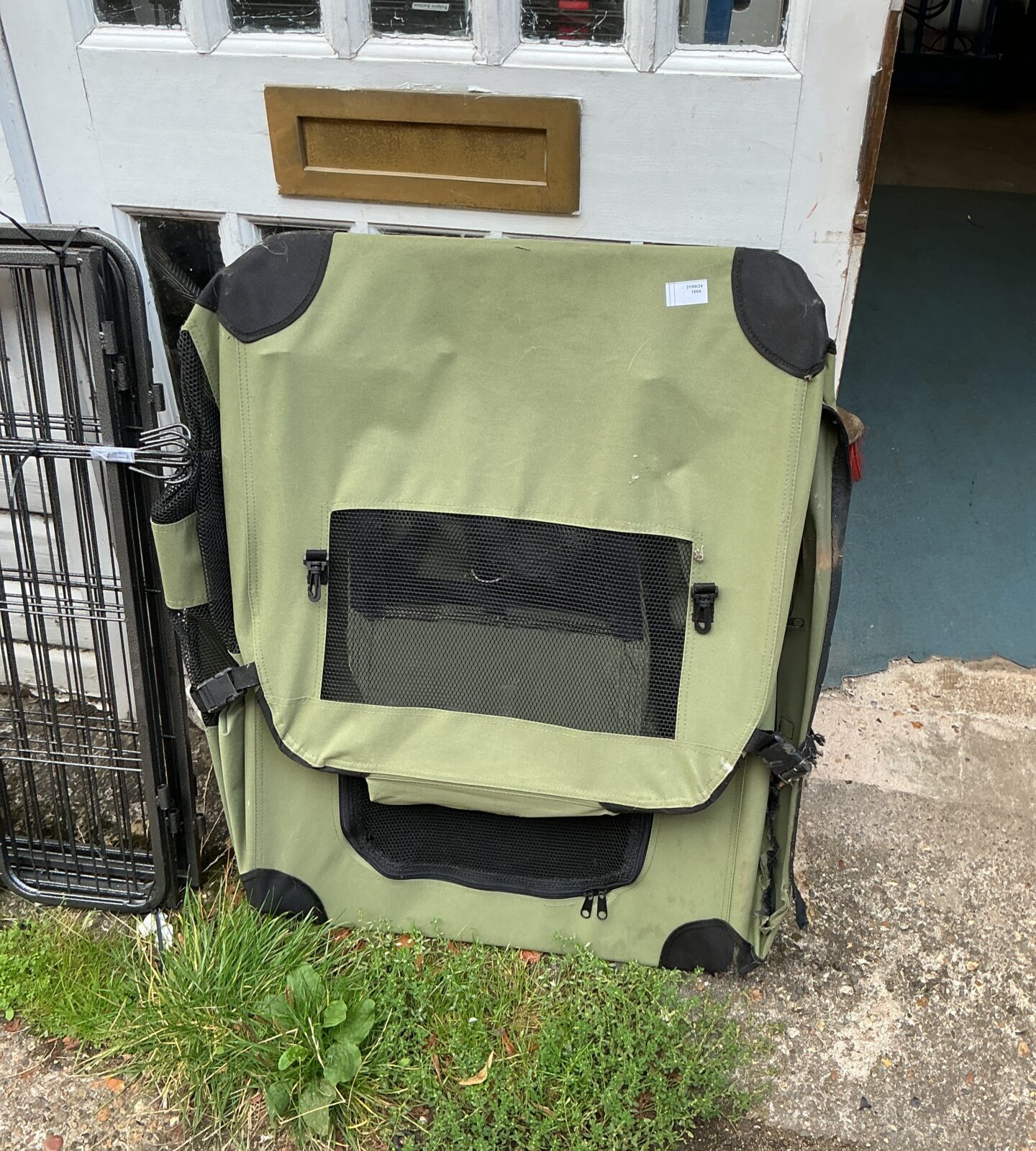Folding fabric cage