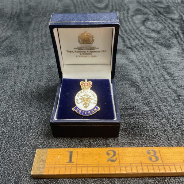 Hm Armed Forces Veteran pin badge by Toye,Kenning & Spencer