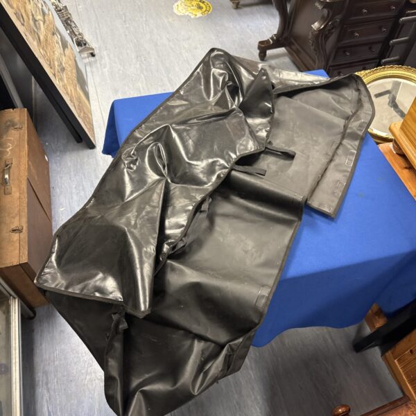 Black Hatchbag boot liner for Mini Cooper car boot protection.