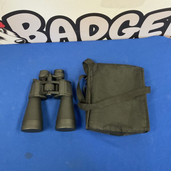 Vintage Sakura binoculars with a black carrying case.