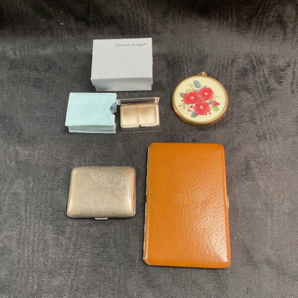 Vintage cigarette case, metal case, and Dulwich designs pill box lot.