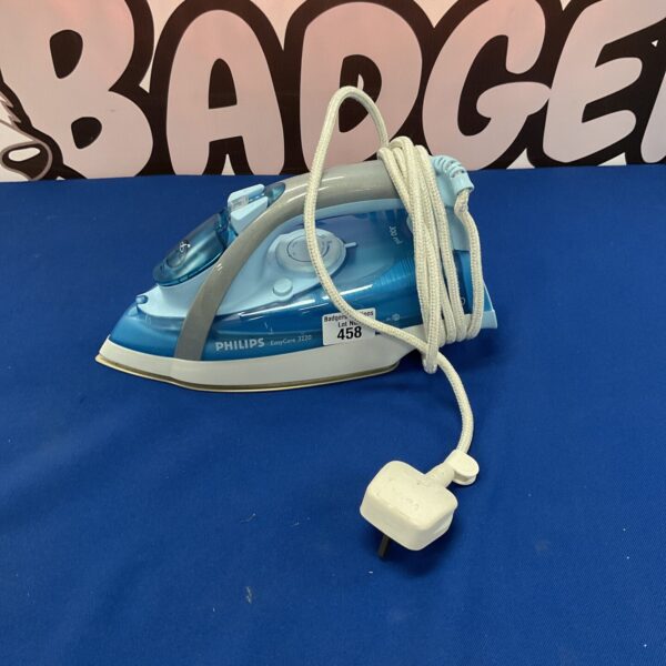 Philips EasyCare 3220 steam iron, side view.