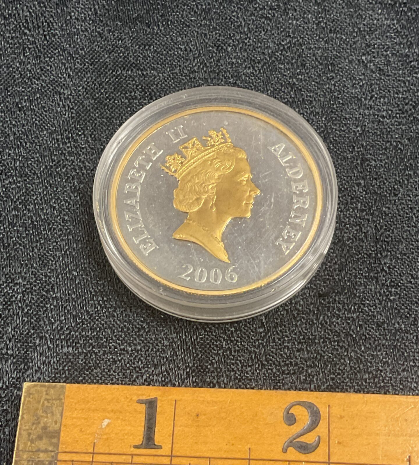 2006 Alderney silver gold proof Ltd edition £5 Coin to celebrate Queen Elizabeth il 80th birthday