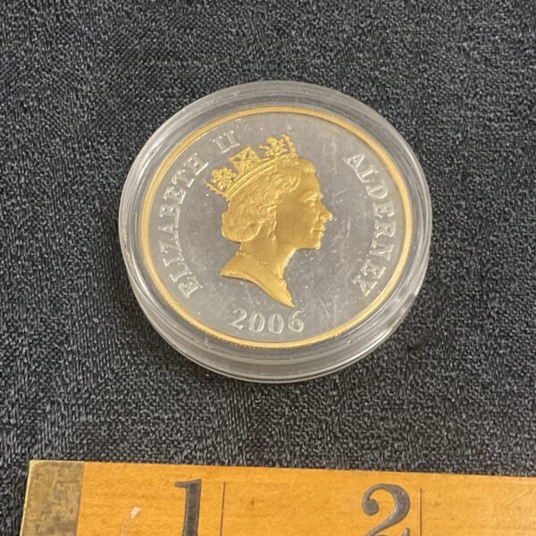 2006 Alderney silver gold proof Ltd edition £5 Coin to celebrate Queen Elizabeth il 80th birthday