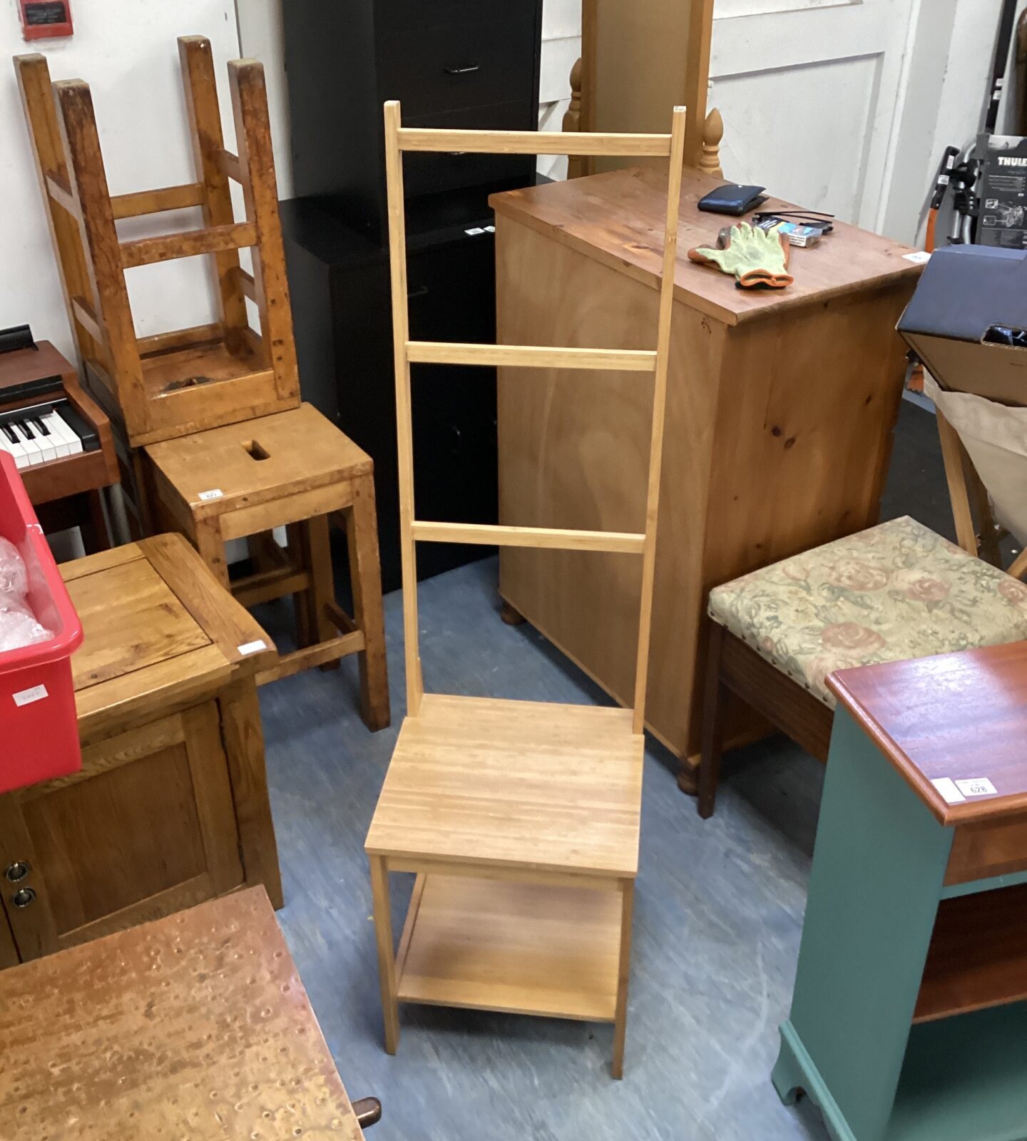 Bathroom Towel rail chair