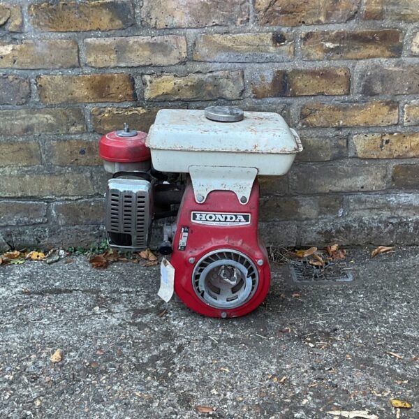 Vintage Honda generator awaiting restoration, ideal for collectors.