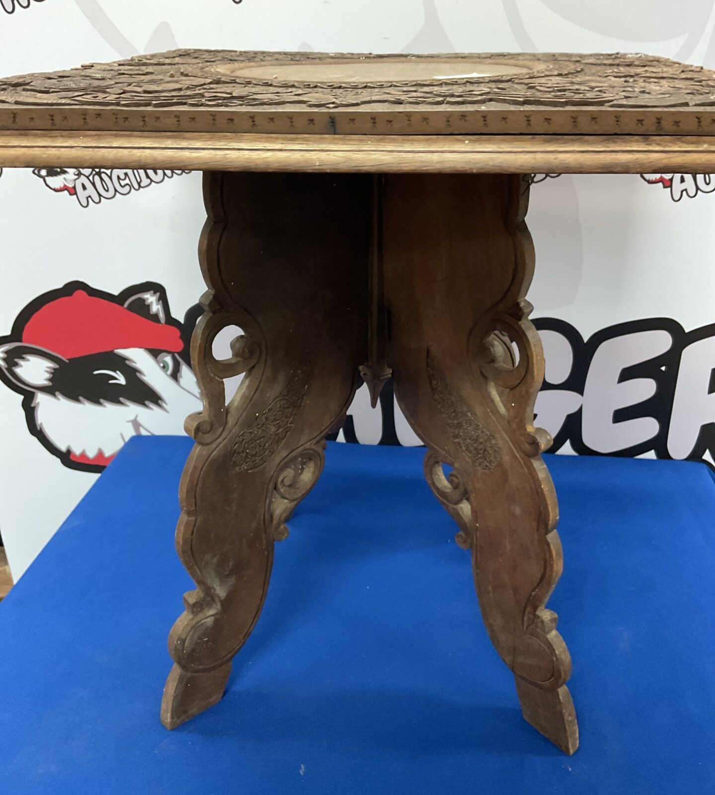 Antique heavily carved folding oak table (legs need new hinges but are still functional) - Image 2