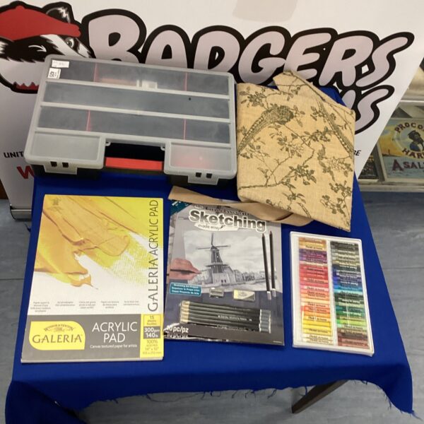 Bundle of art supplies inc sketchpads, pencils f crayons