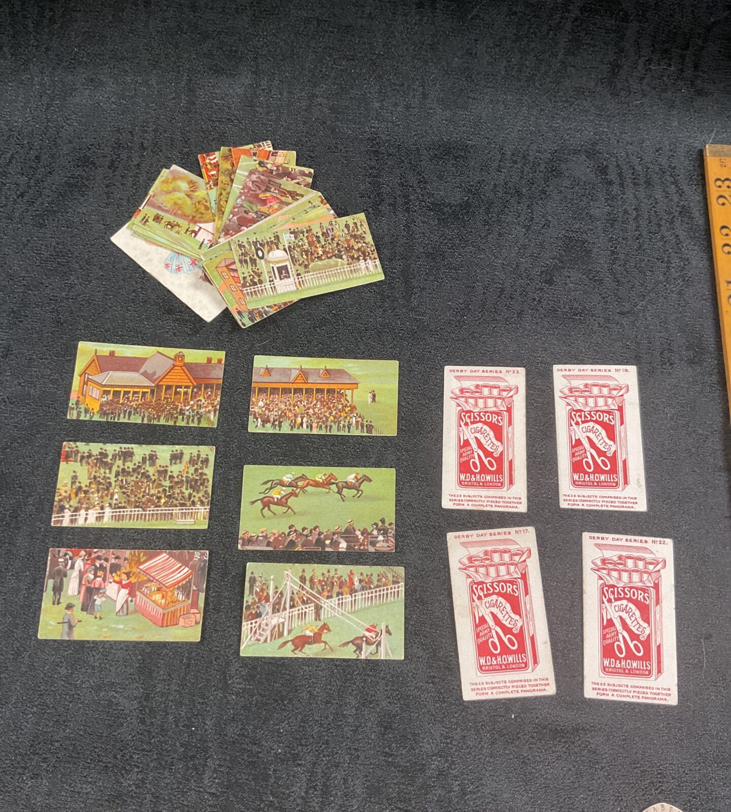 Collection bog vintage scissors Ed wills cigarette cards derby day series