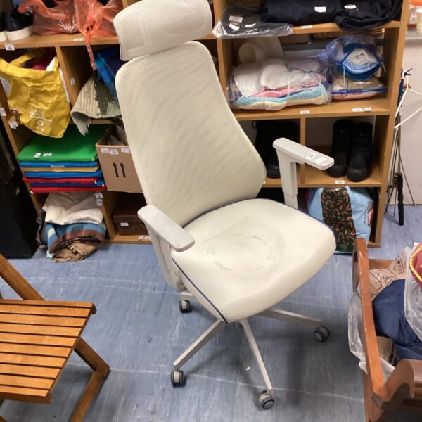 White ikea office swivel chair