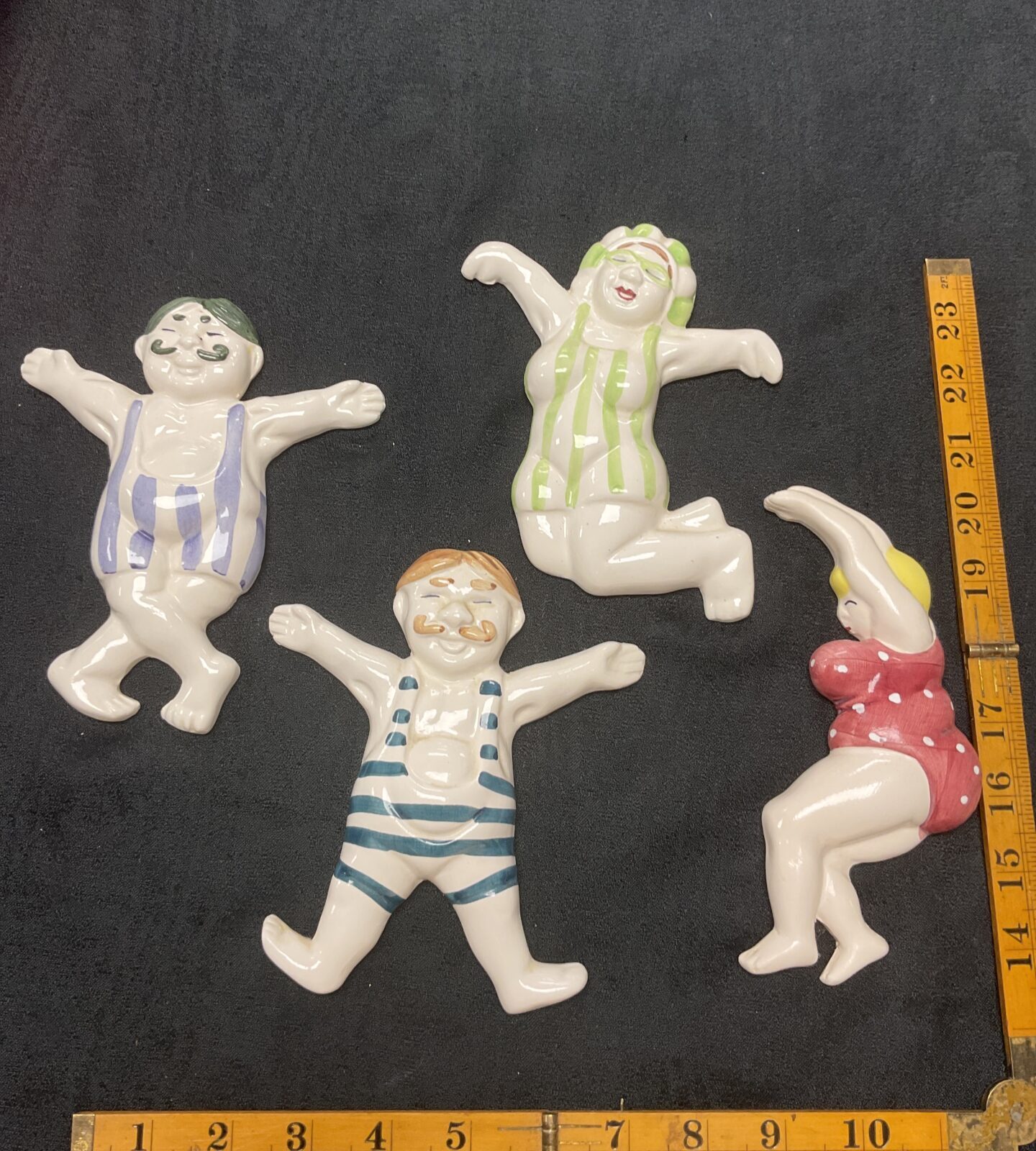 Vintage ceramic bathroom wall plaques bathing beauties