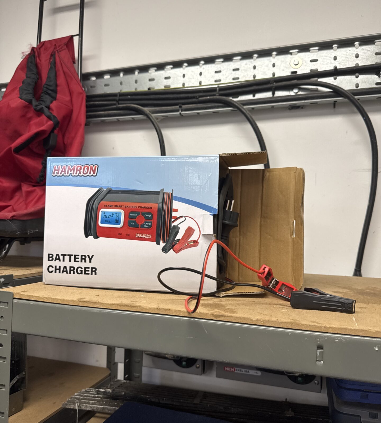 Harmon car battery charger - has 2 pin plug, needs adapter