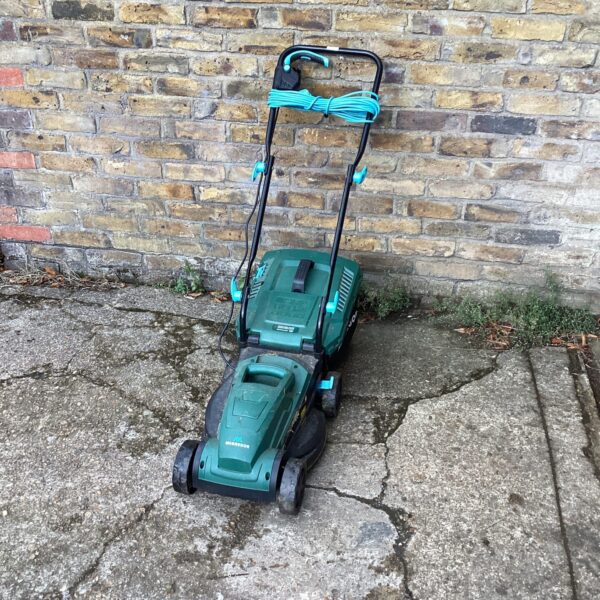 Mc Gregor electric lawn mower
