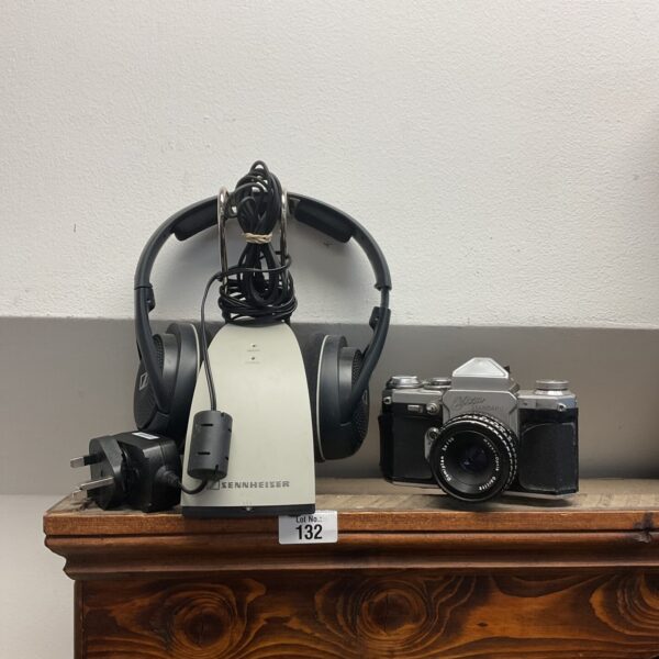 Vintage Sennheiser HDR 120 II headphones with Edita Standard camera.