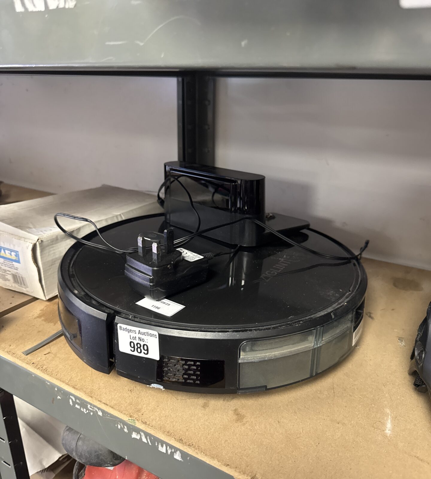 Ziglint robot hoover with cradle - untested