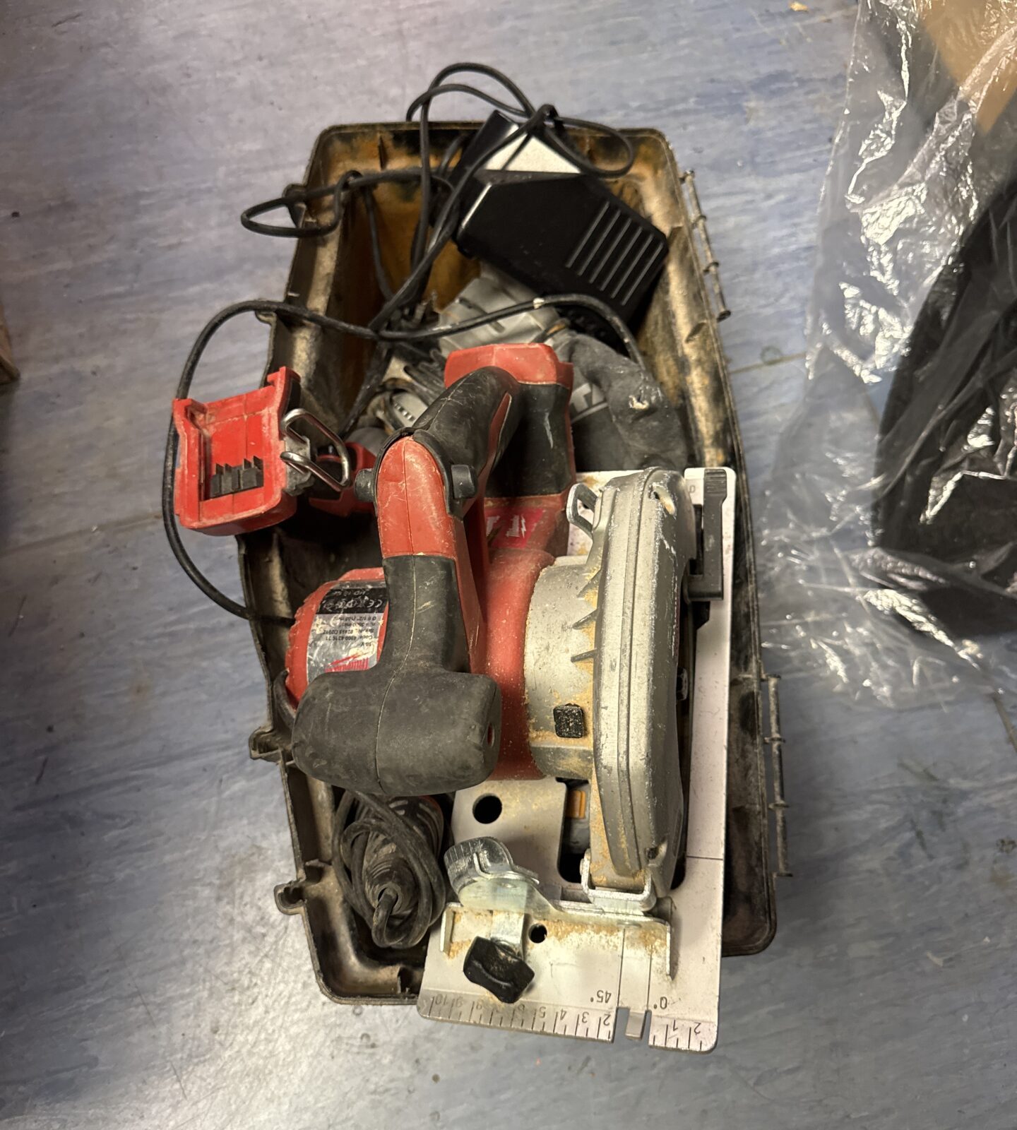 Selection of power tools inc Milwaukee impact gun for spares